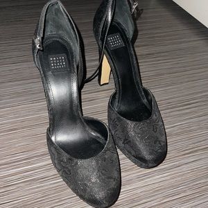 White House Black Market Black Heels with print